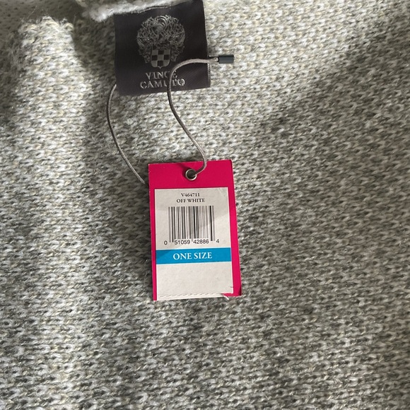 Beautiful Poncho Wrap blanket in neutral colors - Picture 3 of 3